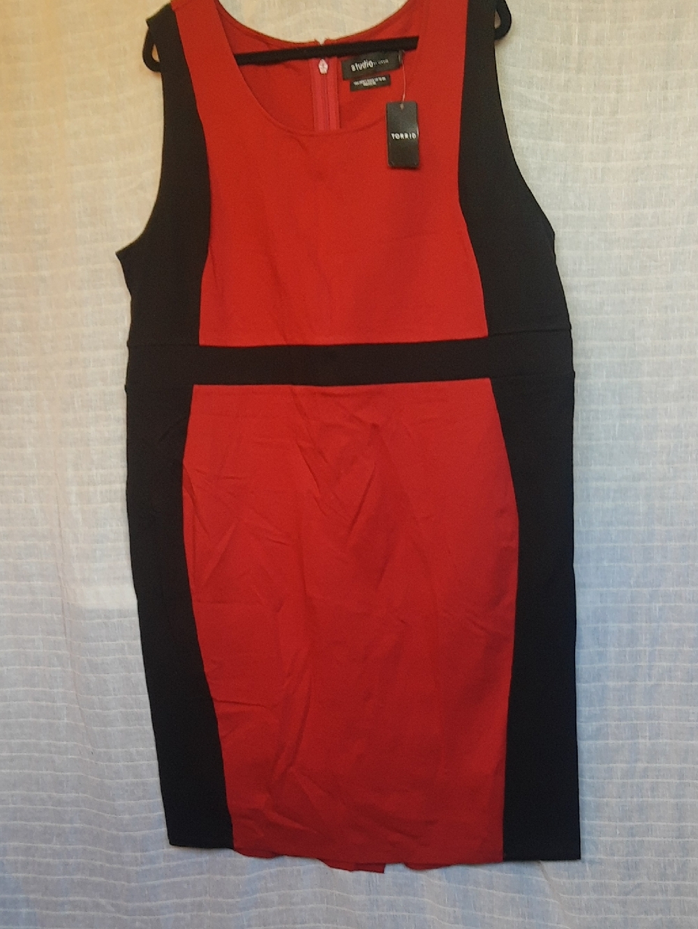 torrid Red and Black Colorblock Sheath Midi Dress - Sleeveless